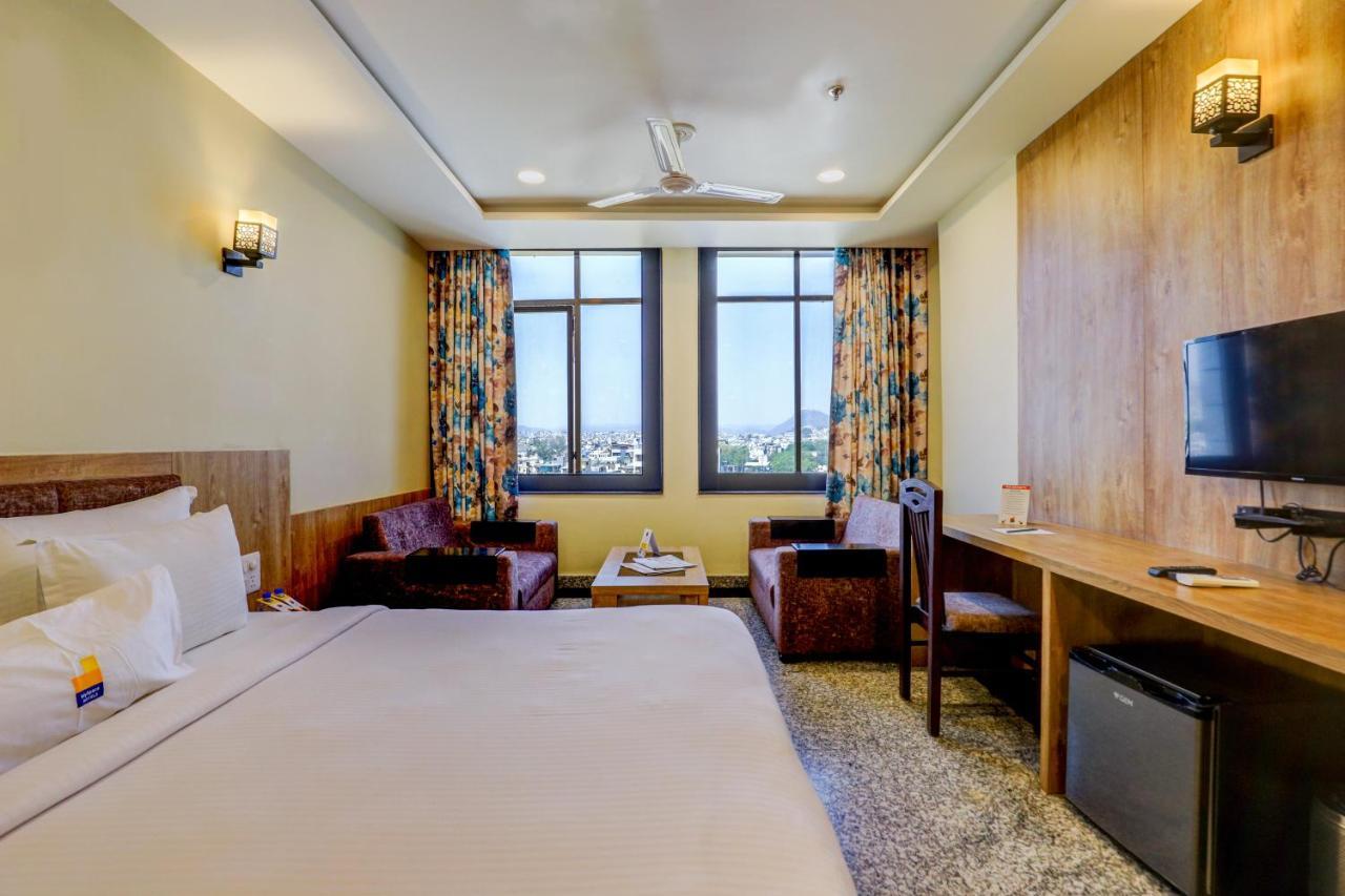Hotel Shree Nanda Udaipur Extérieur photo