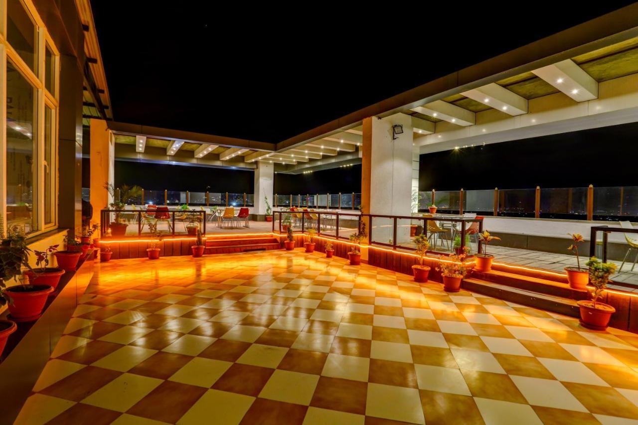 Hotel Shree Nanda Udaipur Extérieur photo