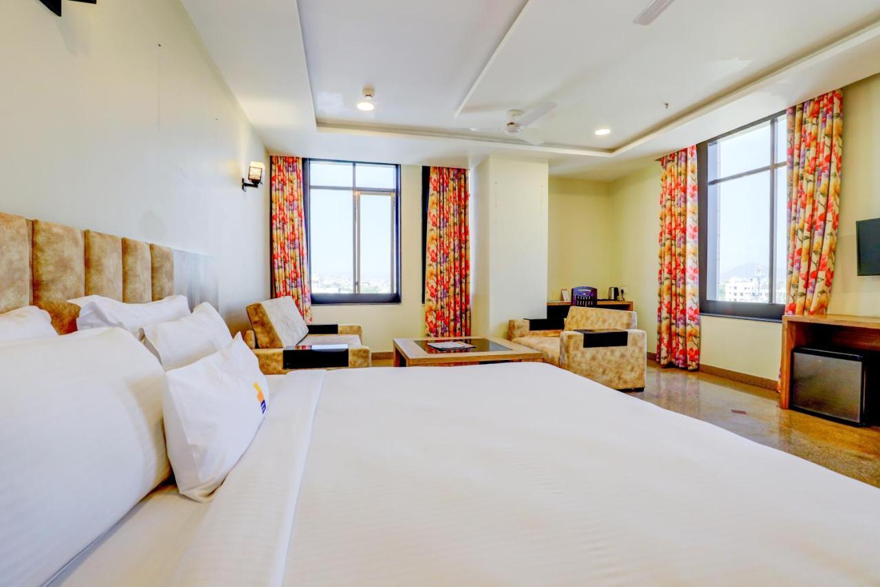 Hotel Shree Nanda Udaipur Extérieur photo